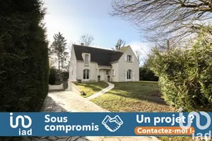 House at Verneuil-sur-Seine (78480)