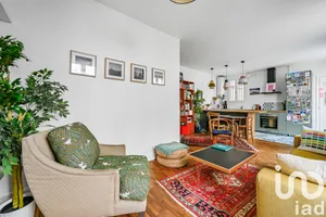 Apartment at Paris (75017)