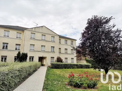 Apartment at Gisors (27140)