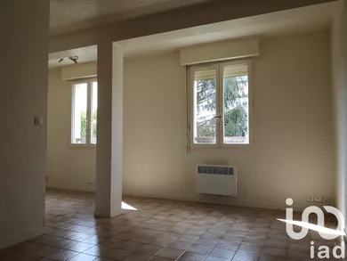 Apartment at Gisors (27140) — 2/5