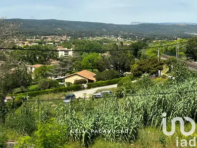Maison à Saint-Cyr-sur-Mer (83270)