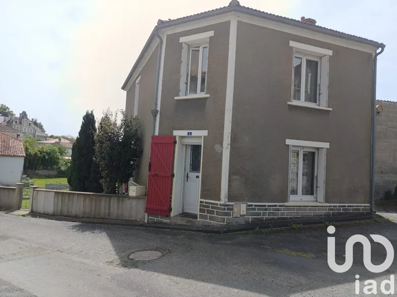 Maison 4 pièces 97 m² · à Mouilleron-Saint-Germain · 97 m² · 90 000 €
