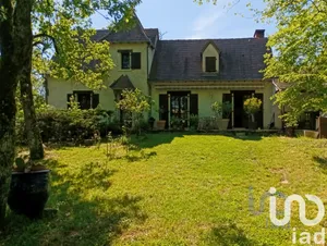 House at Cressensac (46600)