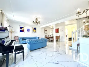 Maison à Saint-Germain-en-Laye (78100)