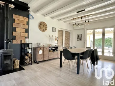 Maison traditionnelle à Beauvoisin (30640)