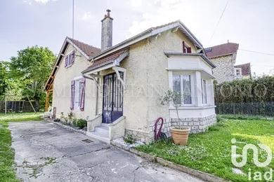 Maison à Saint-Pierre-lès-Nemours (77140)