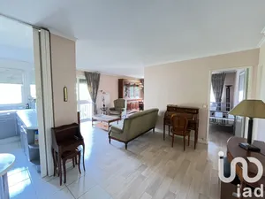 Apartment at Grigny (91350)