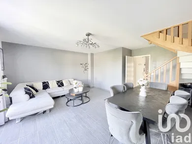 House at Rouvres (77230)