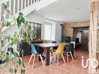 Maison traditionnelle à Tresbœuf (35320)