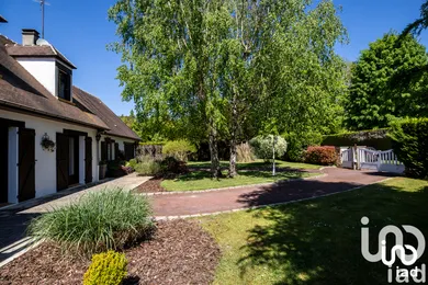 Mansion at Chambly (60230)