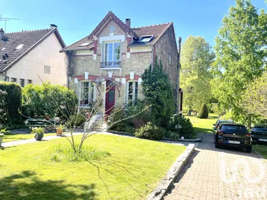 Domain in Ballancourt-sur-Essonne (91610)