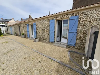 Maison à Rocheservière (85620)