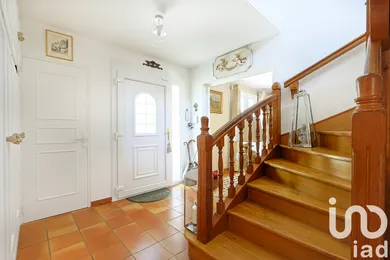 Maison traditionnelle à Gressy (77410)
