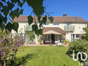 Maison de campagne à Nogent-le-Roi (28210)