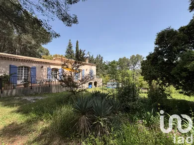 Maison traditionnelle à Pélissanne (13330)