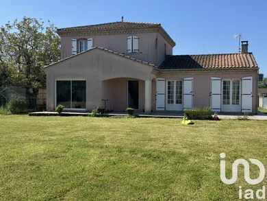 Maison traditionnelle à Saint-Sauveur (33250)