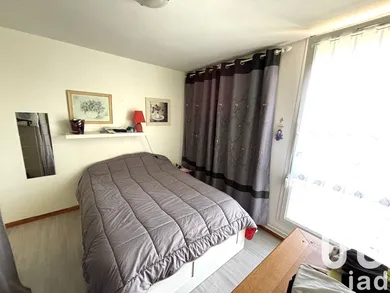 Duplex at Amiens (80090) — 4/5