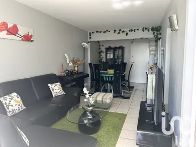 Apartment in Saint-Ouen-l'Aumône (95310)