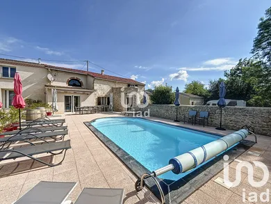 Traditional house at Saint-Seurin-de-Cadourne (33180)