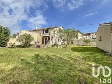 Traditional house at Saint-Seurin-de-Cadourne (33180)
