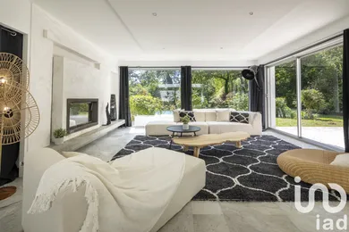 Maison à Sautron (44880)