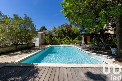 Apartment at Aix-en-Provence (13100)