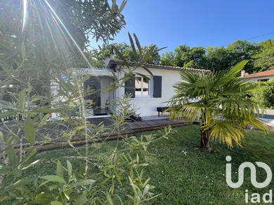 House at Breuillet (17920)