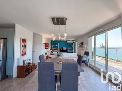Apartment in Sainte-Consorce (69280)