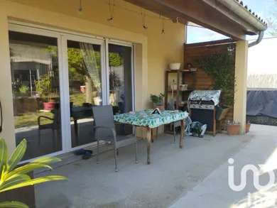 Maison à Espeluche (26780)