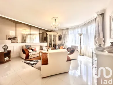 Apartment in Créteil (94000)