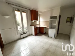 Apartment at Paris (75019)