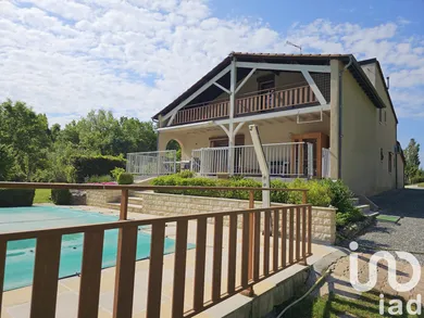 Maison d'architecte à Gageac-et-Rouillac (24240)