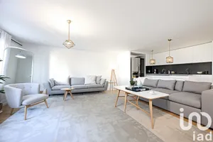 Apartment at Moissy-Cramayel (77550)