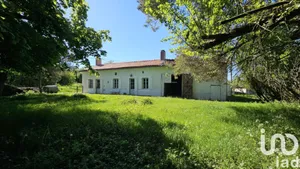 Park home at Benest (16350)