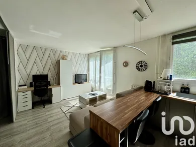 Apartment in Chilly-Mazarin (91380)
