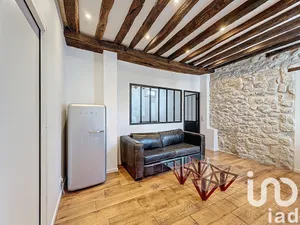 Apartment at Nanterre (92000)