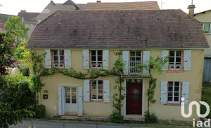 Townhouse at Lembeye (64350)