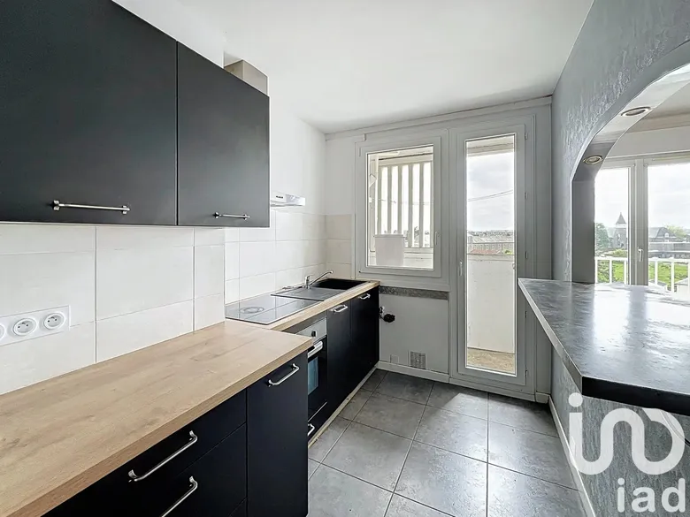 Appartement 4 pièces 78 m² · à Saint-Brieuc · 77,9 m² · 92 000 €