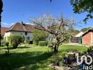 Traditional house at Montsuzain (10150)