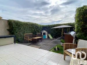Apartment at Mougins (06250)