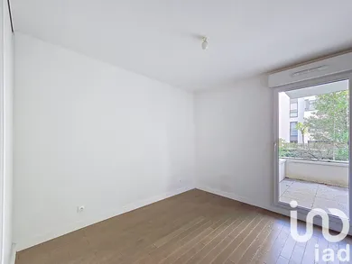 Apartment at Suresnes (92150) — 10/12