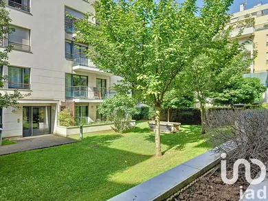 Apartment at Suresnes (92150) — 12/12