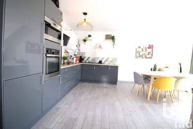 Apartment in Ozoir-la-Ferrière (77330)