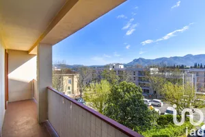 Appartement à Aubagne (13400)