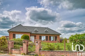 Maison traditionnelle à Dompierre-sur-Helpe (59440)