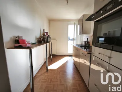 Appartement à Le Plessis-Belleville (60330)