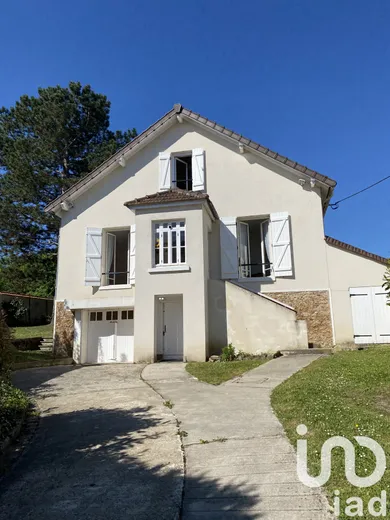 Maison à Germigny-l'Évêque (77910)