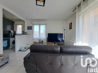 Appartement à Le Perray-en-Yvelines (78610)