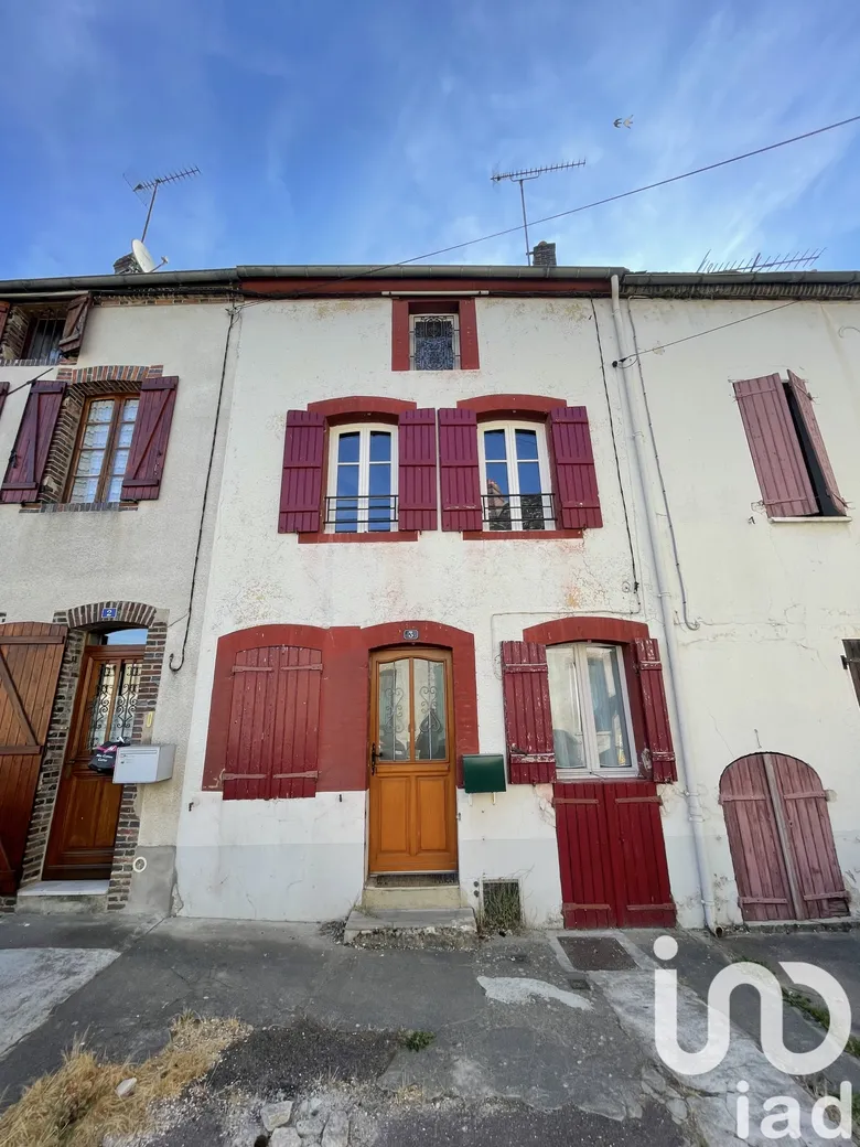 Maison 4 pièces 134 m² · à Cézy · 134 m² · 89 500 €