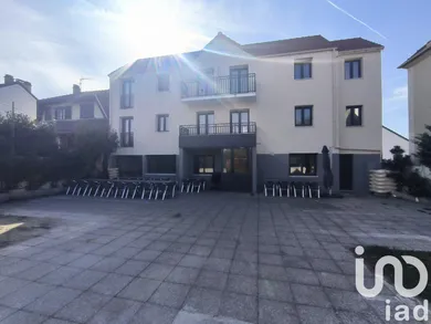 Building at Tremblay en France  (93290)